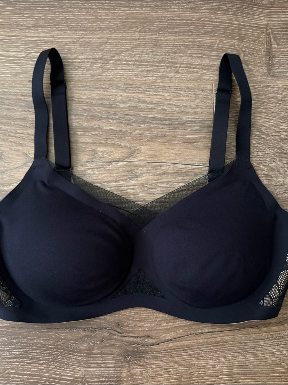 Honeylove Black Wireless Molded Cup Bra with Mesh Trim